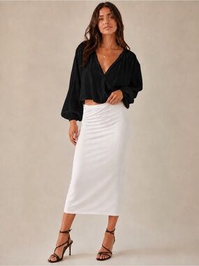 NWT Naked Wardrobe Basic Minimalist Women's Cream Ribbed Stretch Pencil Skirt L